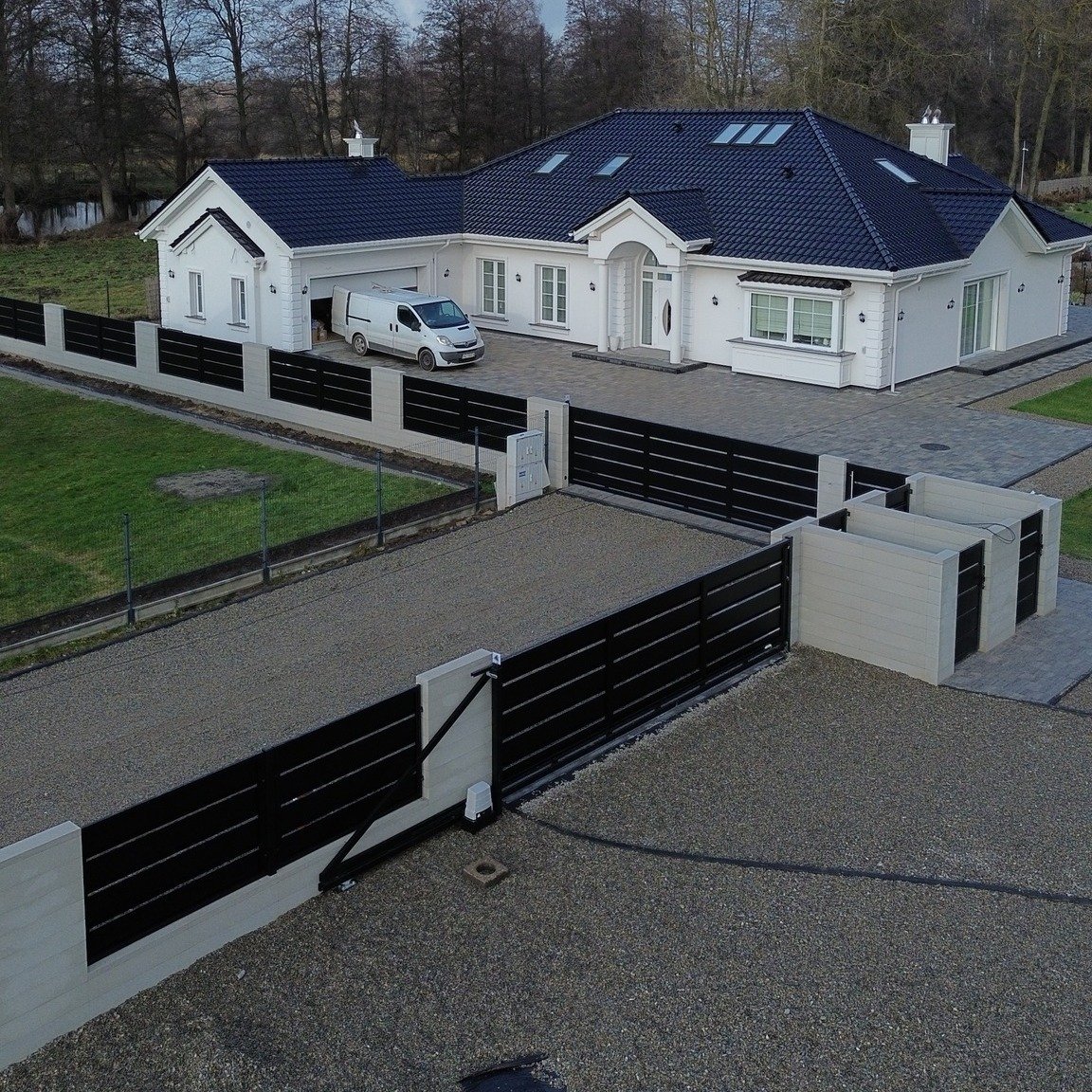 Realizacja dachu i ogrodzenia - Dachy Ogrodzenia 44